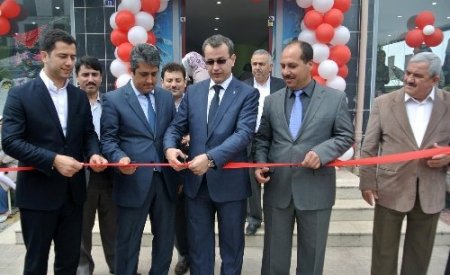 Osmaniye'de öğrenciler yararına kermes açıldı