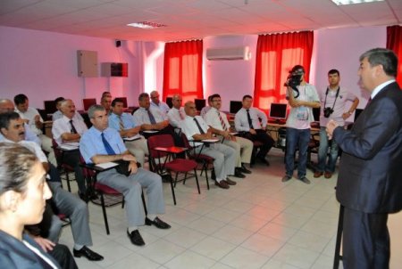 Osmaniye’de öğretmenlere Fatih Projesi anlatılıyor