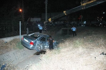 Osmaniye'de Trafik Kazası: 1 Ölü 13 Yaralı