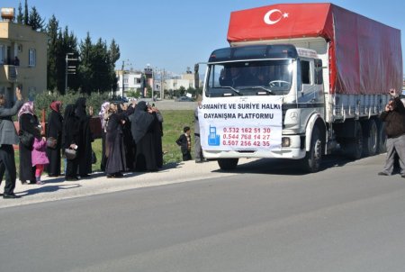 Osmaniye’den Suriye'ye un yardımı