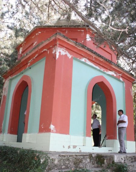 Osmanlı Kumandanlarından Turgut Alp’in Türbesine Özel İdare Sahip Çıktı