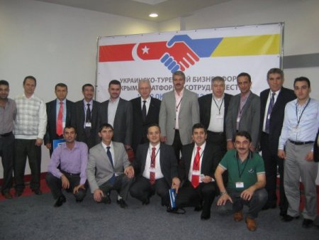 Osmanlı’nın torunu iş adamlarına Kırım’da büyük ilgi