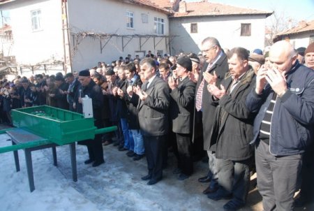 Ostim'deki Patlamada Ölen İşçi Ayaş'ta Toprağa Verildi