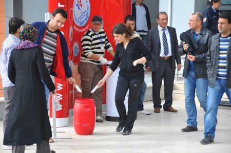 ÖSYM'nin dağıttığı sınav setleri, köylerdeki öğrencileri sevindirecek