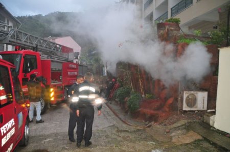 Otel saunasında yangın