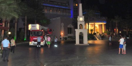 Otelde Yangın Paniği Yaşandı