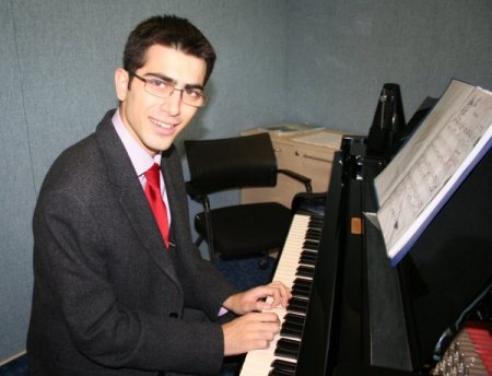 Otistik Öğrenci, Hastalığını Müzikle Yeniyor