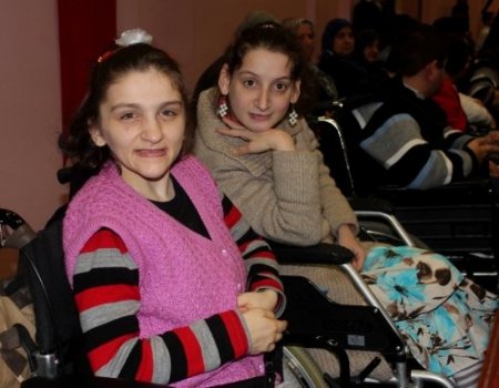 Otizmli öğrencilerden sema gösterisi