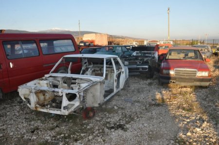 Oto hırsızlığında çenç yöntemi polisin dikkatinden kaçmadı