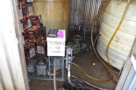 Oto yıkamacılar kaçak mazot satarken yakalandı