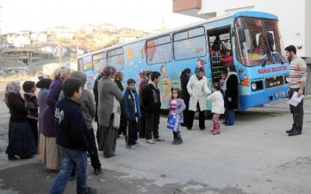 Otobüs anaokuluna yoğun ilgi