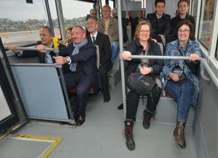 Otobüs rallisine katılan yabancılar: Sıkı tutun, düşmeyelim