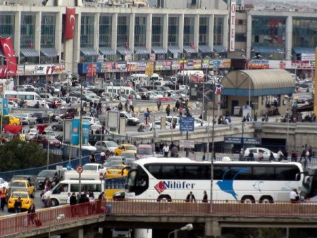 Otogarda dönüş yoğunluğu
