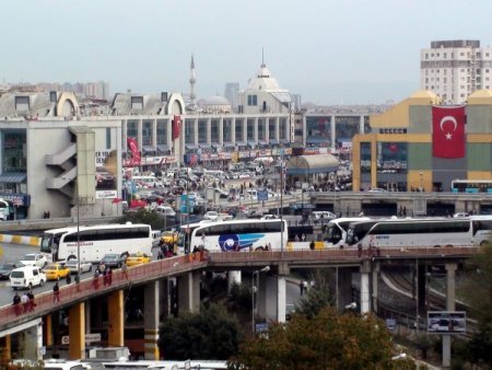 Otogarda dönüş yoğunluğu