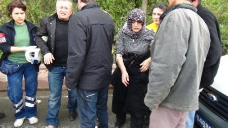 Otomobil karşı şeride geçti: 7 kişi yaralı (Özel)