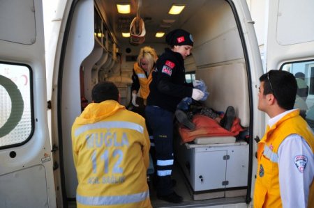 Otomobil şarampole yuvarlandı: 5 yaralı