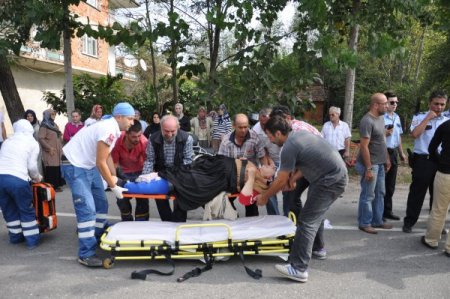 Otomobil sürücüsü motosiklete çarpıp kaçtı, 1 yaralı