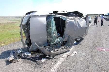 Otomobil takla attı: 1 ölü, 3 yaralı