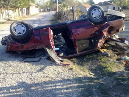 Otomobil takla attı: 2 yaralı