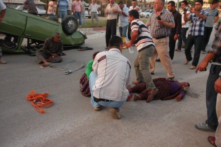 Otomobil Takla Attı: 8 Yaralı