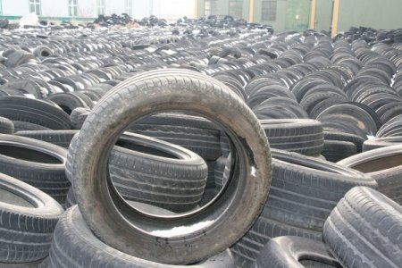Otomobilden Çıkan Lastikler Ayakkabıya Dönüşüyor