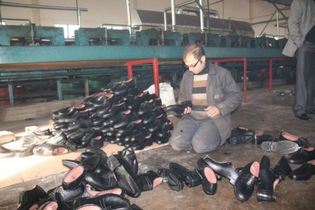 Otomobilden Çıkan Lastikler Ayakkabıya Dönüşüyor
