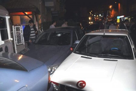 Otomobilli kovalamaca da 5 araca zarar verildi