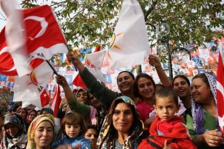 Ovaazatlı'da Seçim Sonucunu Roman Vatandaşların Oyları Belirleyecek