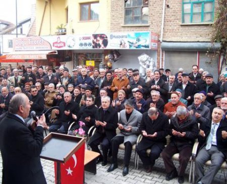 Ovacuma Merkez Camii ibadete açıldı