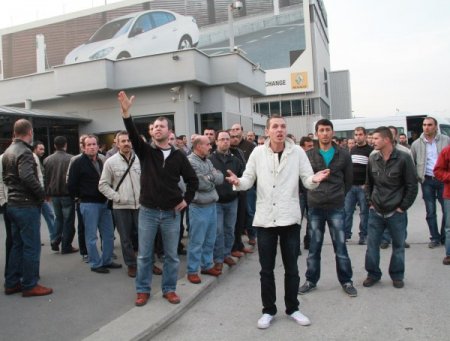 OYAK Renault'ta fatura işçilere kesildi