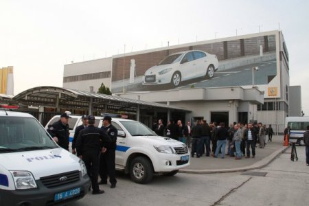 OYAK Renault'ta fatura işçilere kesildi