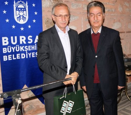 Öykücü Cemal Şakar Bursalı okurlarıyla buluştu