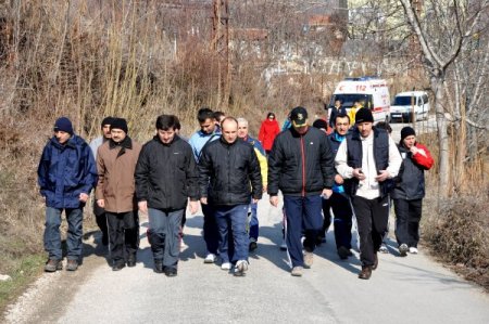 Öz: Yürüyüşlere Tekrar Başladık