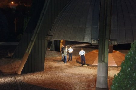 Özal’ın Topkapı’daki anıt mezarında hareketli dakikalar (Özel)