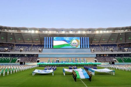 Özbekistan’ın en modern stadı görkemli törenle açıldı