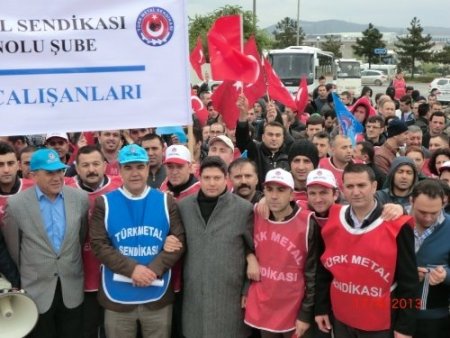 Özcan: İşçilere sosyete enflasyonu dayatılıyor