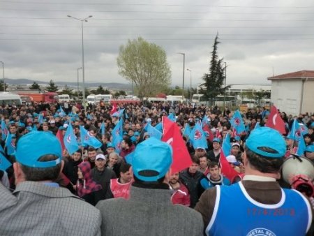 Özcan: İşçilere sosyete enflasyonu dayatılıyor