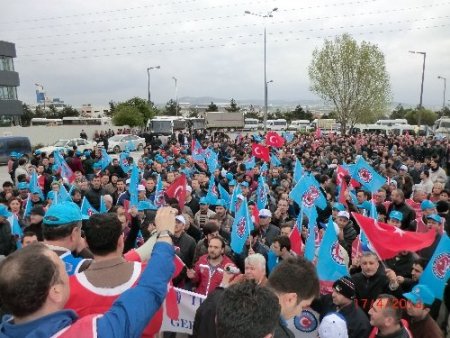 Özcan: İşçilere sosyete enflasyonu dayatılıyor