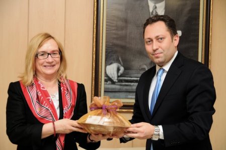 Özçörekçi: Fahri Konsoloslar Türkiye’nin Tanıtımına Katkı Sağlıyor