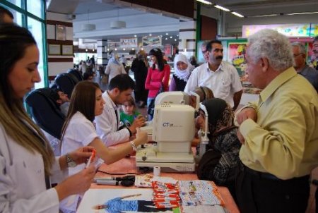Özdilek, Müşterilerine Ücretsiz Göz Taraması Yaptırdı