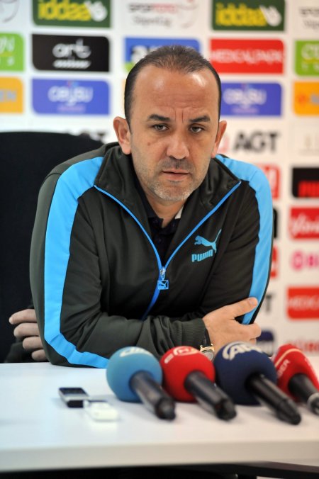 Özdilek iddialı: Fenerbahçe'yi kendi sahamızda da yeneceğiz