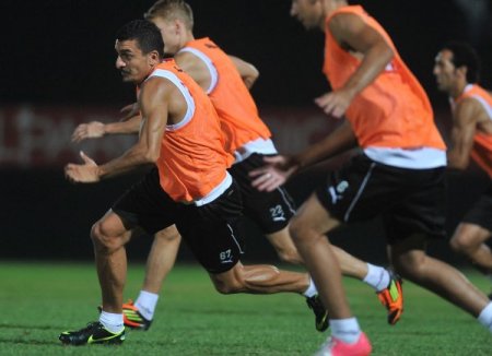 Özdilek: Karabük’ün içinde bulunduğu sıkıntıdan faydalanmak istiyoruz