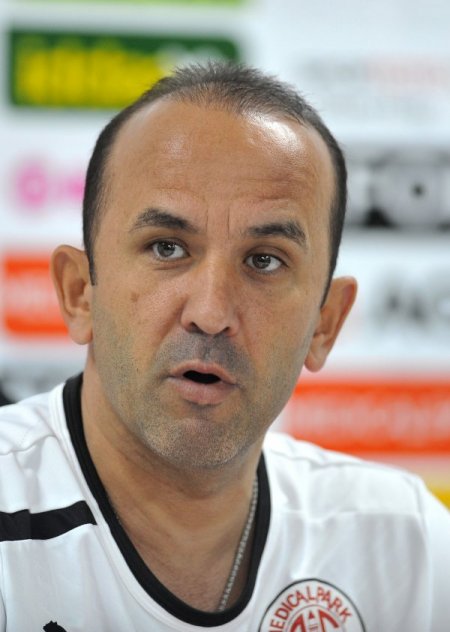 Özdilek: Karabük’ün içinde bulunduğu sıkıntıdan faydalanmak istiyoruz