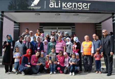 Özel Ali Kenger Anadolu ve Fen Lisesi öğrencileri Suriyeli çocuklara kucak açtı