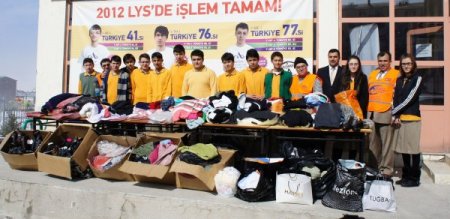 Özel Aziziye Lisesi öğrencilerinden Suriyeli mültecilere yardım