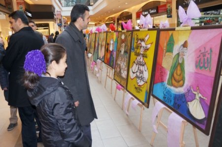 Özel Aziziye'liler, 'Mevlana ve Öğretileri' konulu sergi açtı