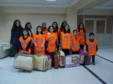 Özel Çırağan'dan Suriyeli sığınmacılara battaniye yardımı