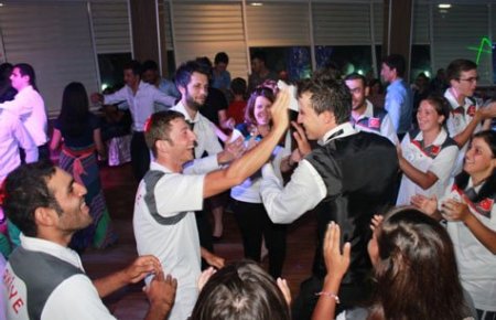 Özel çocuklar gönüllerince eğlendi