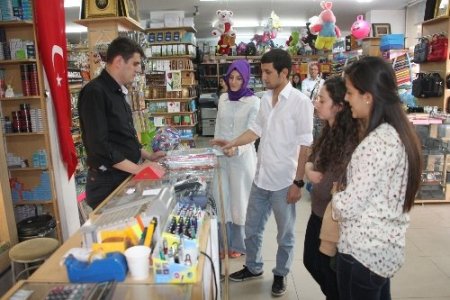 Özel Eğitim Bölümü öğrencileri kütüphaneleri için kitap topluyor