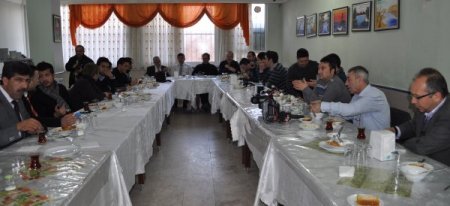 Özel Fırat İlköğretim, Balıkesir'deki gazetecileri yemekte buluşturdu